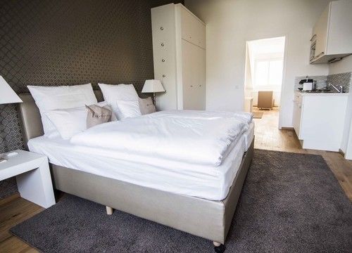 Helvetia Apartahotel 4*